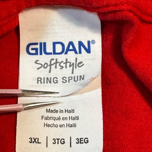 Grandpa Elf Christmas T-Shirt Red Gildan Softstyle Ring Spun Cotton 3XL - Picture 3 of 8